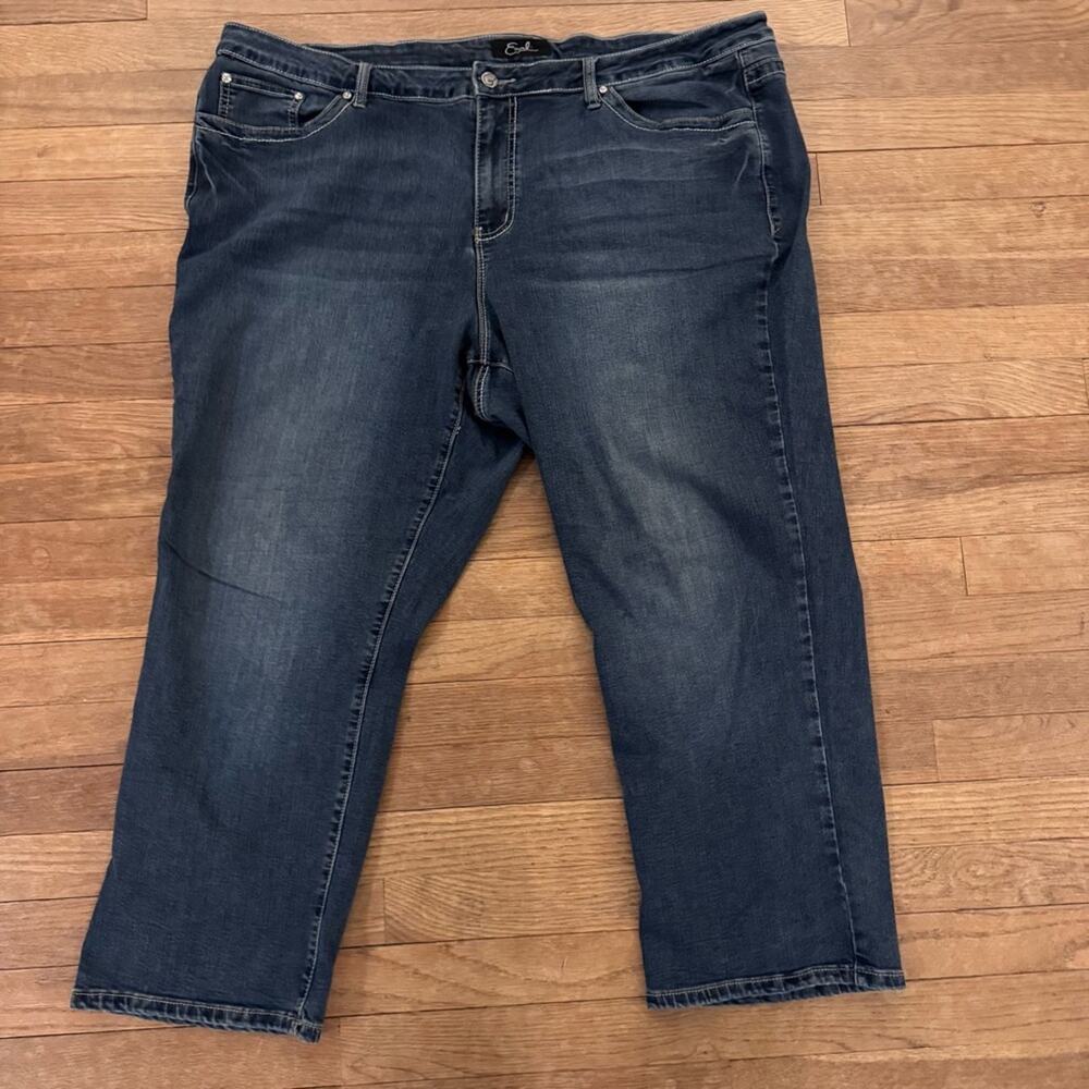 Earl medium wash straight leg high-rise cropped denim rhinestone jeans |24W b58